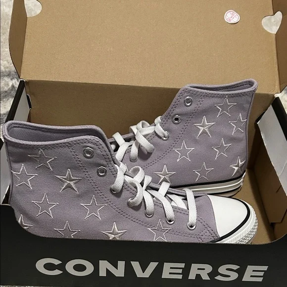 New in Box. Converse Lavender Star High-Tops - Picture 2 of 4